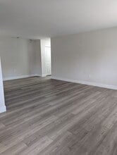 Bromley House in Philadelphia, PA - Building Photo - Building Photo