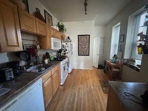 385 E Becher St in Milwaukee, WI - Building Photo - Building Photo