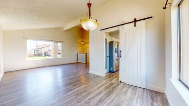 188 Firethorn Dr in Rohnert Park, CA - Building Photo - Building Photo