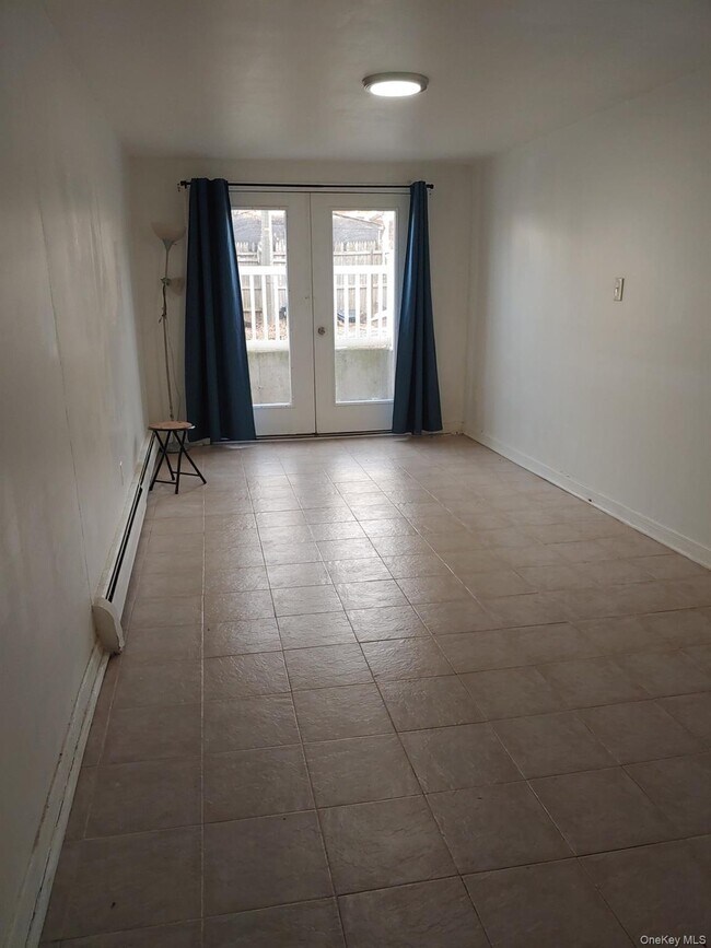 88-29 Pontiac St in Queens, NY - Building Photo - Building Photo