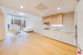 877 Francisco St in Los Angeles, CA - Building Photo - Building Photo