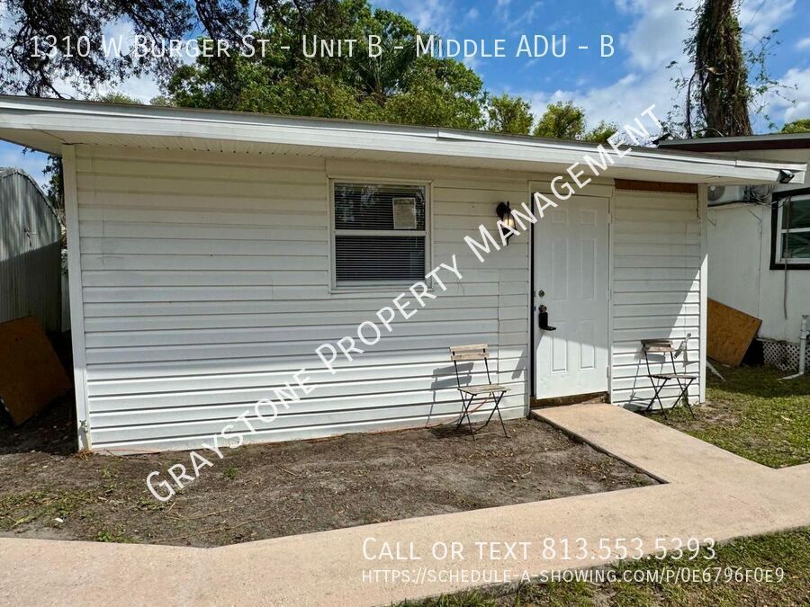 1310 W Burger St in Tampa, FL - Building Photo