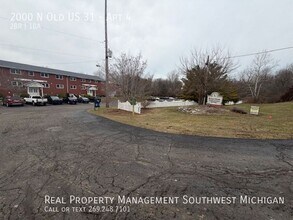 2000 US-31 in Niles, MI - Building Photo - Building Photo