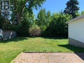 439 Gibbons St in Oshawa, ON - Building Photo - Building Photo