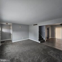 1565 S Main Rd in Vineland, NJ - Building Photo - Building Photo