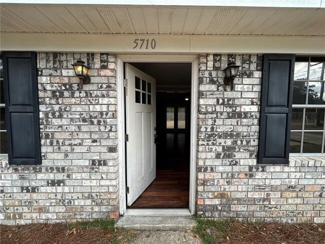 5710 5th St in Satsuma, AL - Building Photo - Building Photo