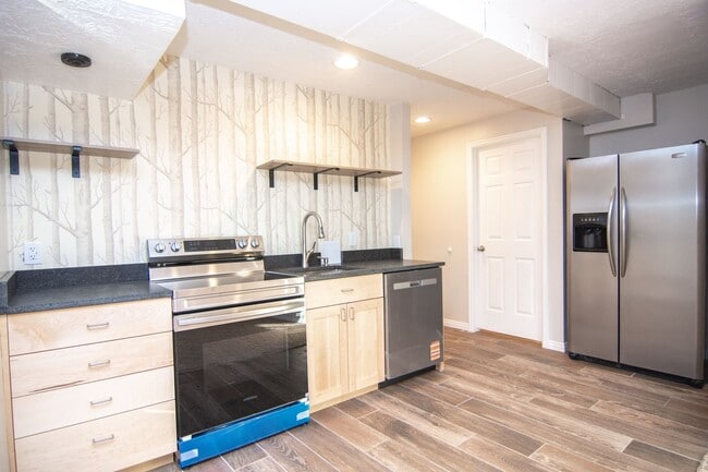 1340 Ridgewood Ln in Bountiful, UT - Building Photo - Building Photo