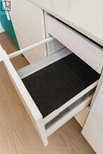 2034 Danforth Ave in Toronto, ON - Building Photo - Building Photo