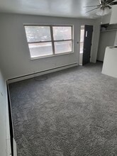 Sleepy Hollow Apartments in Pittsburgh, PA - Building Photo - Building Photo