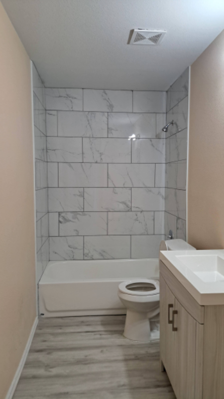 property at 3718 Pleasanton Rd