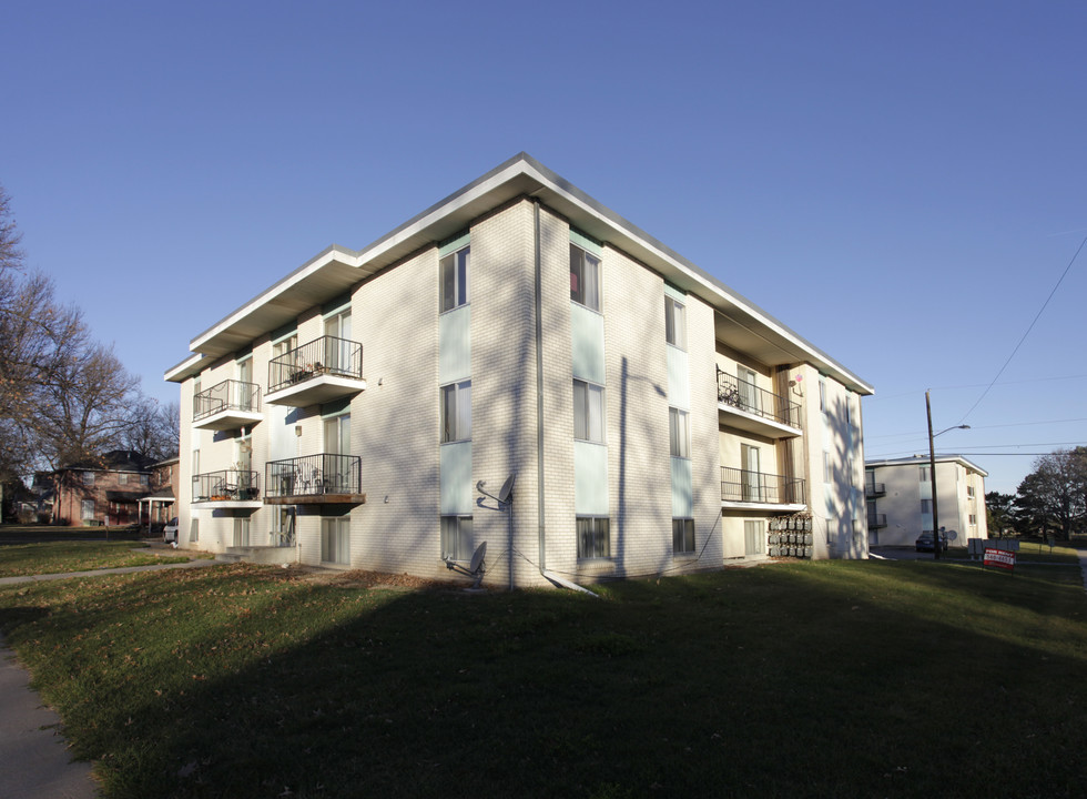 4440 Starr St in Lincoln, NE - Building Photo