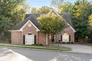 213 Village St in Birmingham, AL - Building Photo