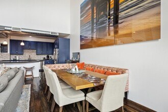 5005 Hidalgo St in Houston, TX - Foto de edificio - Building Photo