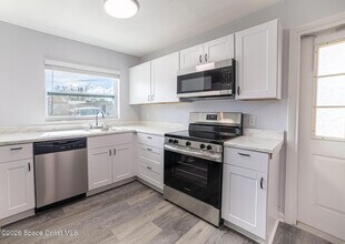 3332 Elder St in Titusville, FL - Building Photo - Building Photo