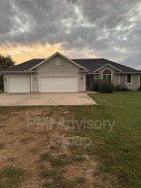 4206 Hwy K4 in Topeka, KS - Building Photo