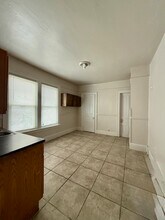 3743 N Port Washington Ave in Milwaukee, WI - Building Photo - Building Photo