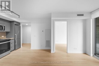 30-230 Tretti Wy in Toronto, ON - Building Photo - Building Photo