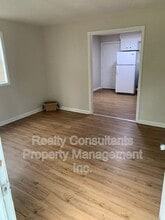 1813 Walker Ave in Greensboro, NC - Building Photo - Building Photo