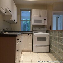 1801 Beacon St in Brookline, MA - Building Photo - Building Photo