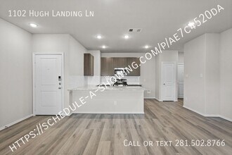 1102 Hugh Lndg Rd in Houston, TX - Building Photo - Building Photo