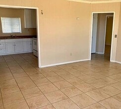 7645 N Star Ave in Twentynine Palms, CA - Building Photo - Building Photo