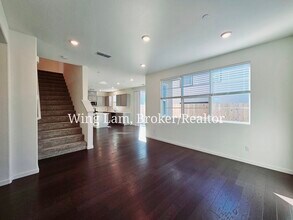 3165 Sunny Gate Ln in Folsom, CA - Building Photo - Building Photo