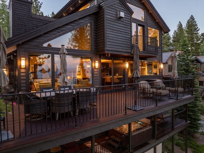 587 Fallen Leaf Way in Incline Village, NV - Building Photo - Building Photo