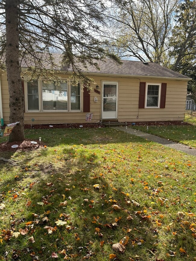 property at 408 E Broadwell St