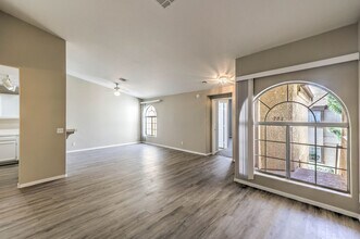 3637 Ian Thomas St in Las Vegas, NV - Building Photo - Building Photo