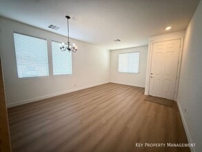 11819 Magliana St in Las Vegas, NV - Building Photo - Building Photo