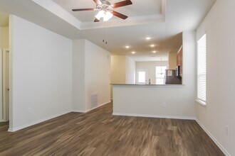 14715 Sierra Garden Dr in Houston, TX - Building Photo - Building Photo