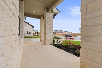 144 Alicante Ln in Liberty Hill, TX - Building Photo - Building Photo