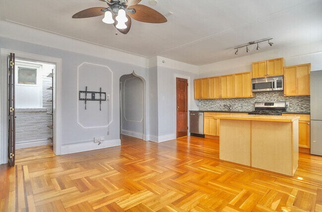 202 Park Ave, Unit 4 in Hoboken, NJ - Foto de edificio - Building Photo