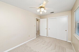 1691 US-98 in Mary Esther, FL - Building Photo - Building Photo