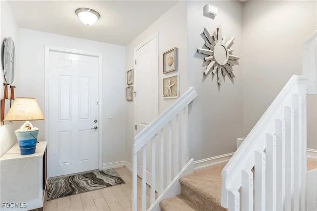 15851 Portofino Springs Blvd in Ft. Myers, FL - Foto de edificio - Building Photo