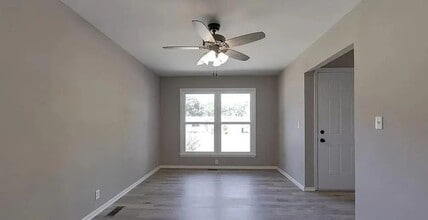 1726 S Yale St in Wichita, KS - Building Photo - Building Photo