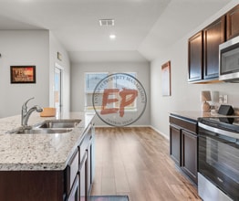 7208 Guadalupe Rd in China Spring, TX - Building Photo - Building Photo