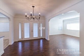 917 Monterey Rd in Glendale, CA - Building Photo - Building Photo