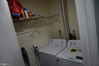 2344 Red Eagle Ct in Silver Spring, MD - Building Photo - Building Photo