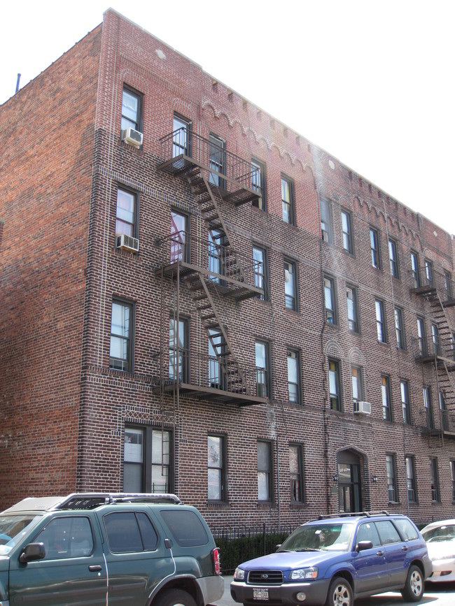 73-79 Bay 22nd St in Brooklyn, NY - Building Photo - Building Photo