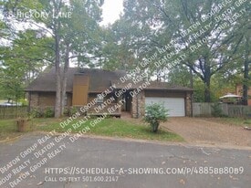 8 Hickory Ln in Maumelle, AR - Building Photo