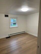 829 Elmwood St, Unit 2 in State College, PA - Building Photo - Building Photo