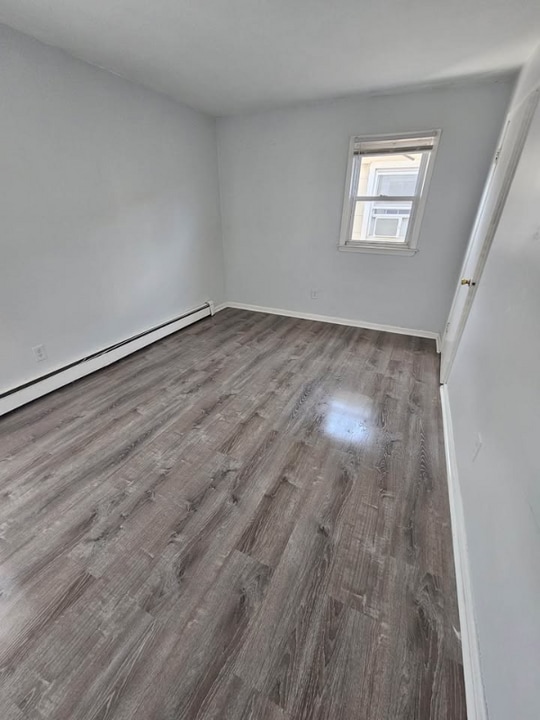 18 Searing Ave in East Newark, NJ - Building Photo