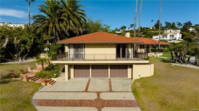 984 La Cresta Pl in Palos Verdes Estates, CA - Building Photo - Building Photo