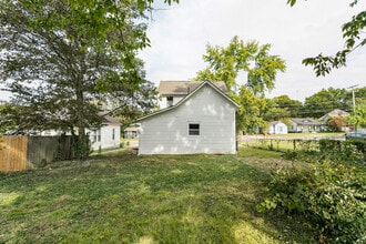 2206 Keith Ave in Knoxville, TN - Foto de edificio - Building Photo