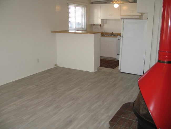 1401 W Balboa Blvd, Unit A in Newport Beach, CA - Building Photo - Building Photo