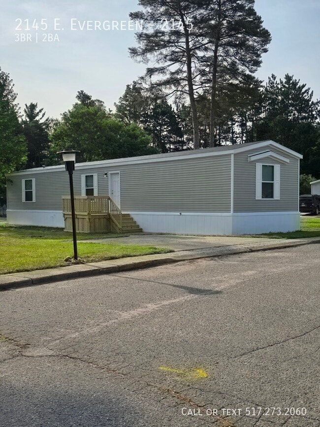 property at 2145 E Evergreen Dr