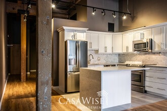 10309-107 107 St NW in Edmonton, AB - Building Photo - Building Photo