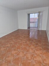 6094 Forest Hill Blvd in Haverhill, FL - Building Photo - Building Photo