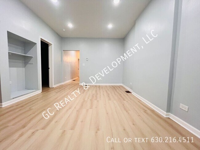3119 S Princeton Ave-Unit -Unit 1F in Chicago, IL - Building Photo - Building Photo
